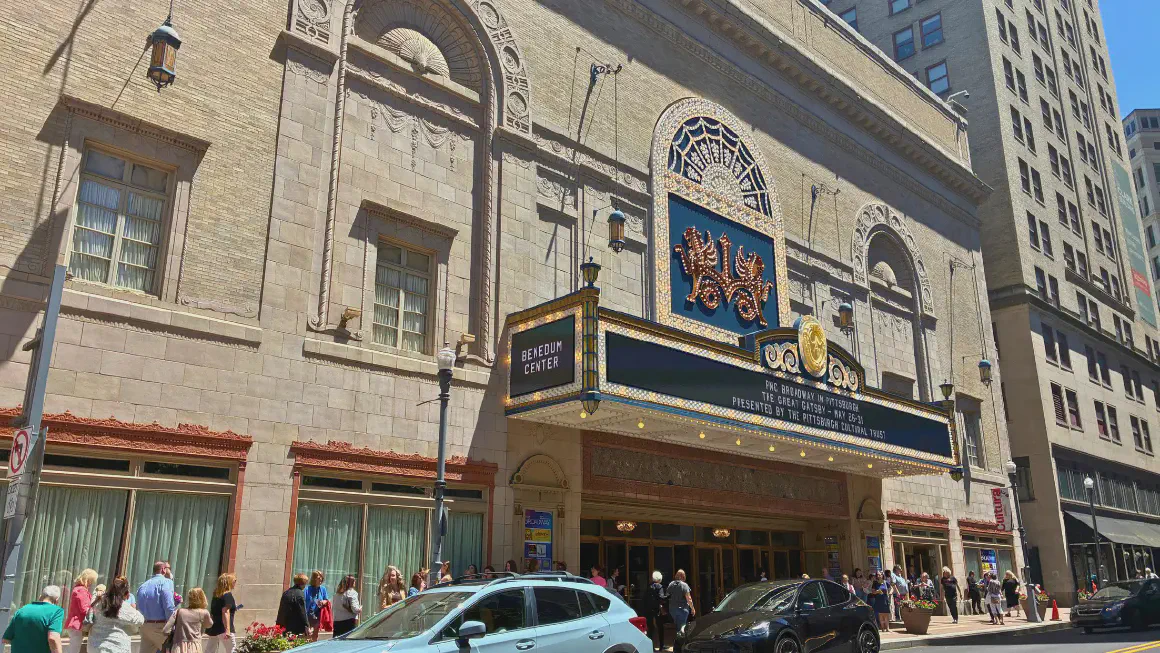 Benedum Centerの外観