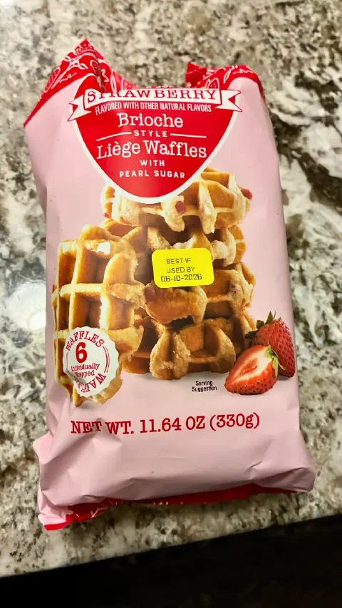 Strawberry Brioche Liège Wafflesのパッケージ