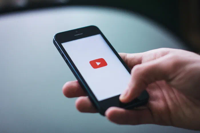アメリカ生活がラクになるYouTuber 8選 — 渡米前に観たい