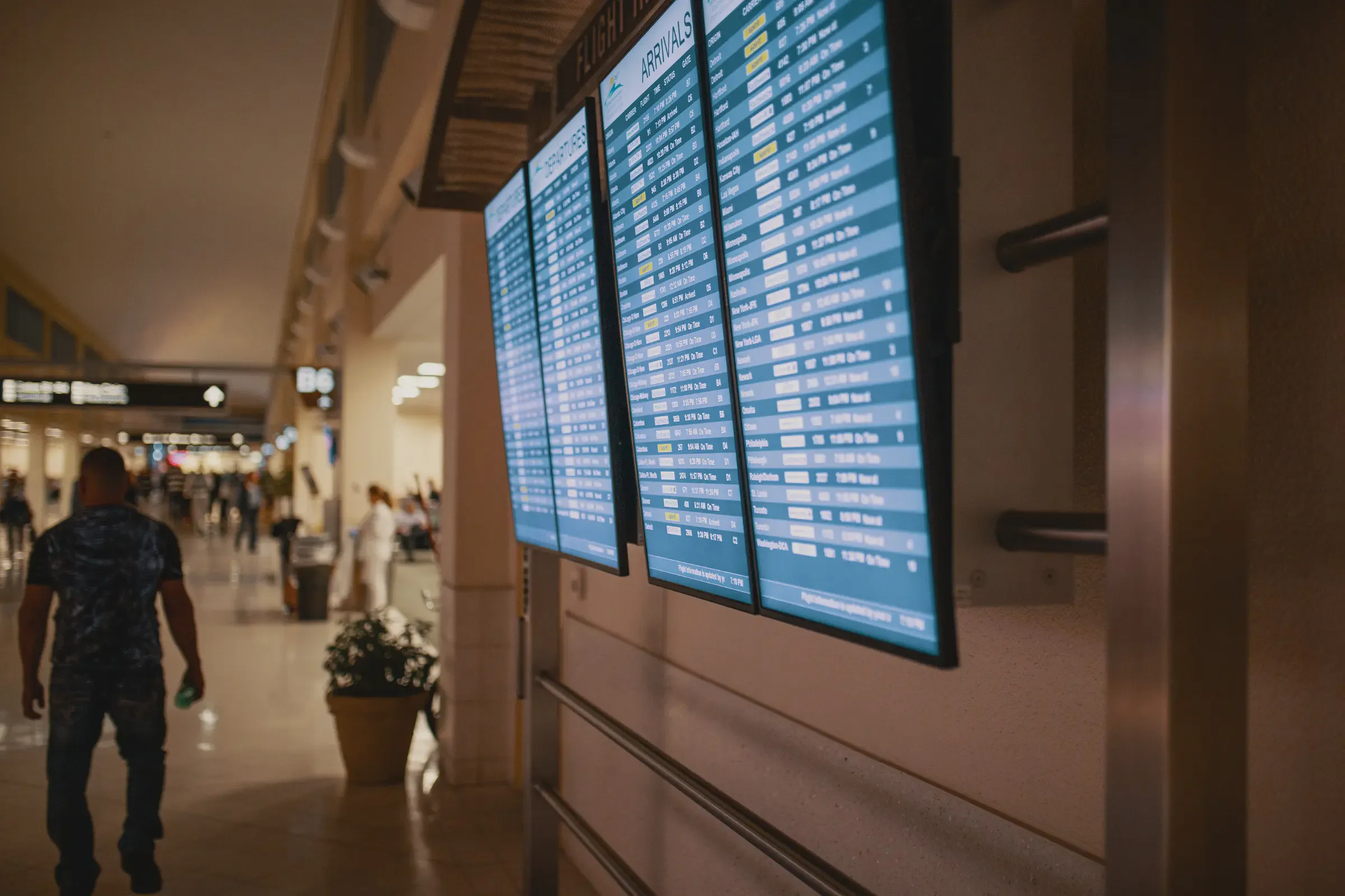 空港コードの決まり方 — PIT・ORD・LAXはなぜこの3文字か