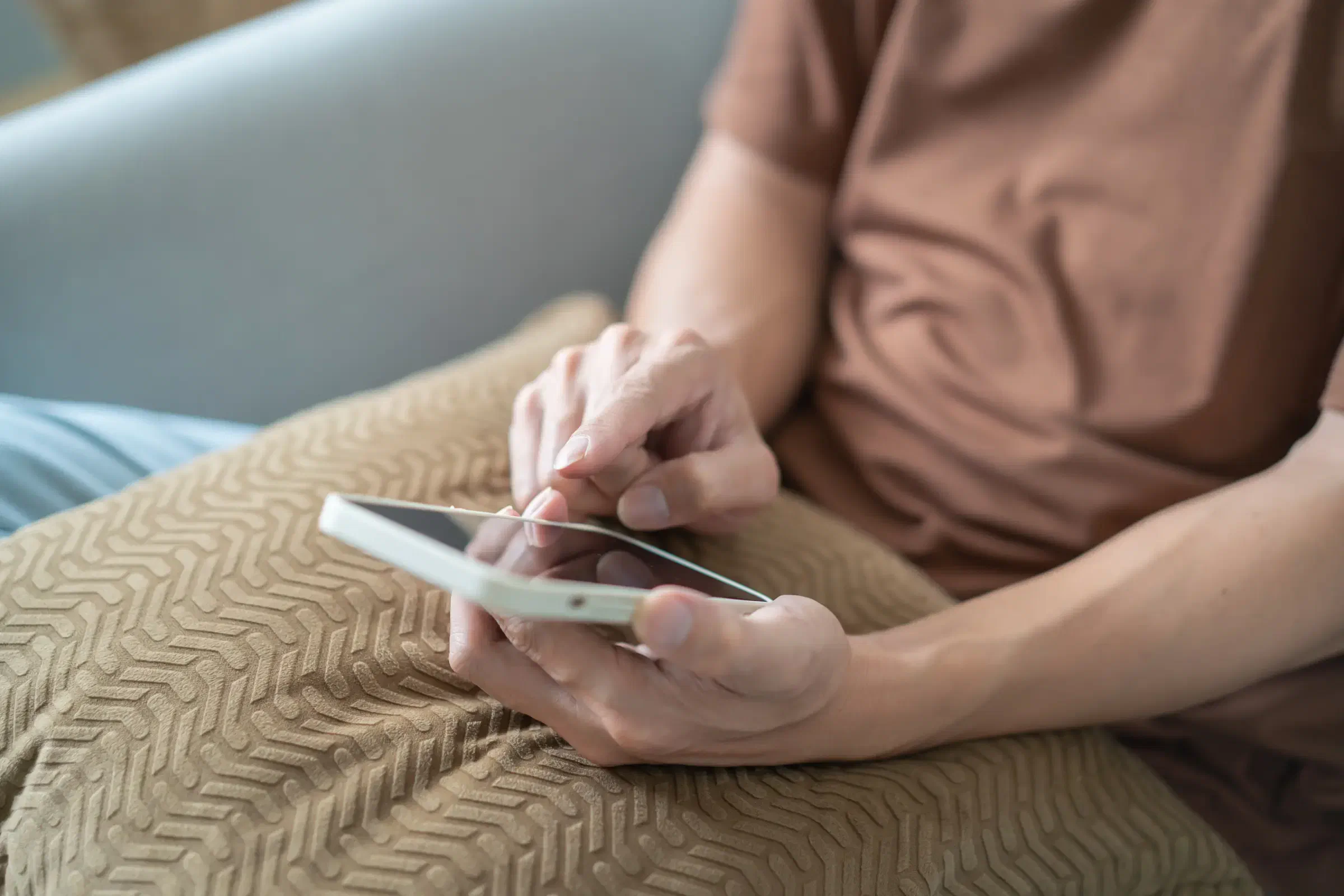 スマホが鳴る緊急速報 — Amber Alertとトルネード警報