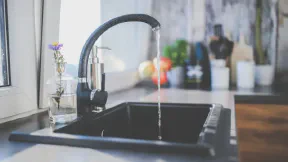 アメリカの水道水は飲めるのか — ピッツバーグの水質事情と都市による違い
