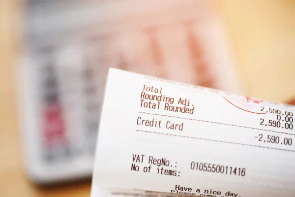アメリカのレシートの読み方 — 税・チップ・割引の表示